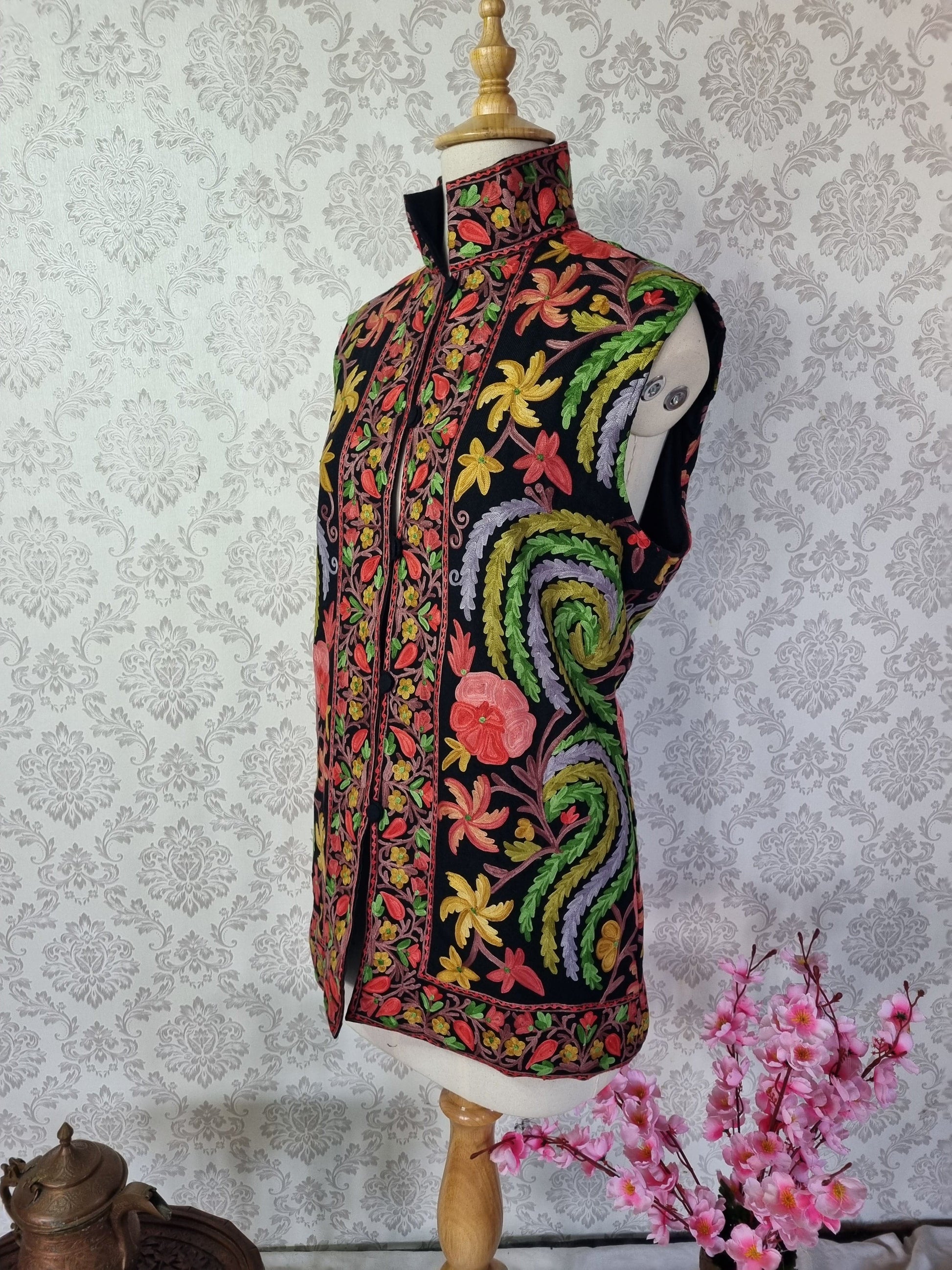 Kashmiri Sleeveless Jacket With All Over Aari Embroidery - KashmKari