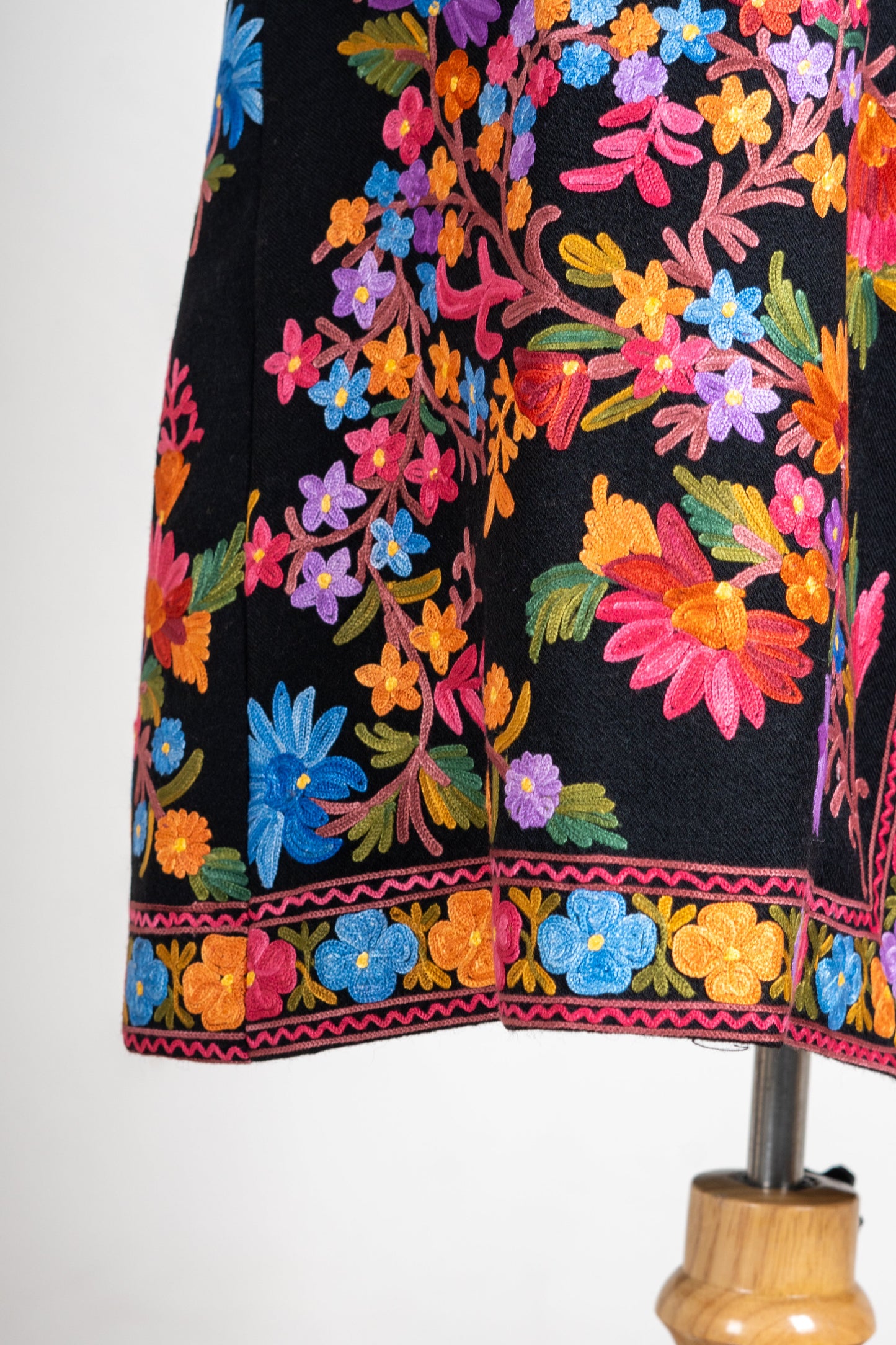 Floral Elegance: Long Aari Embroidered Jacket