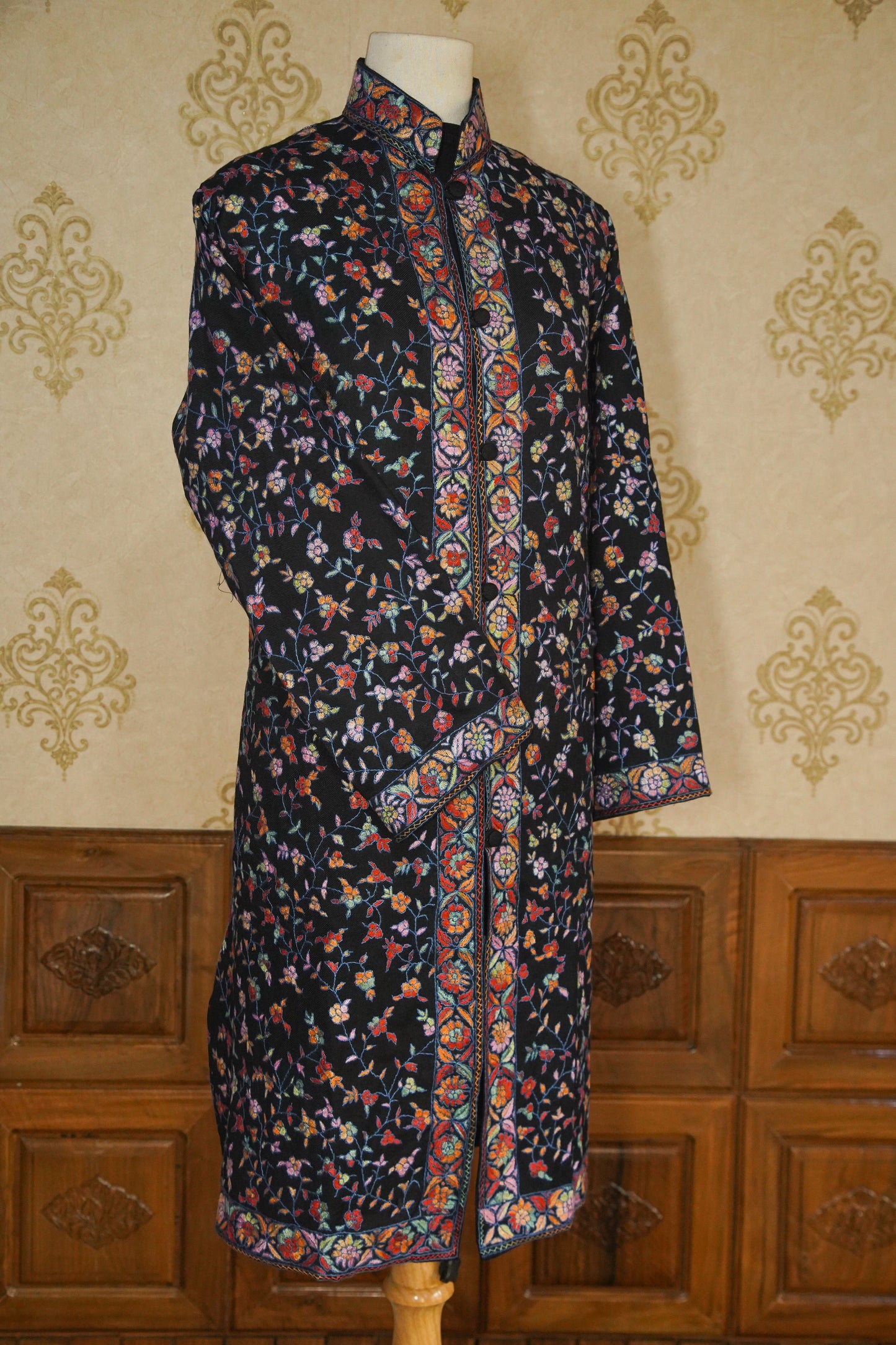 Bagh-e-Bahar: Sozni Splendor Hand-Embroidered Jacket