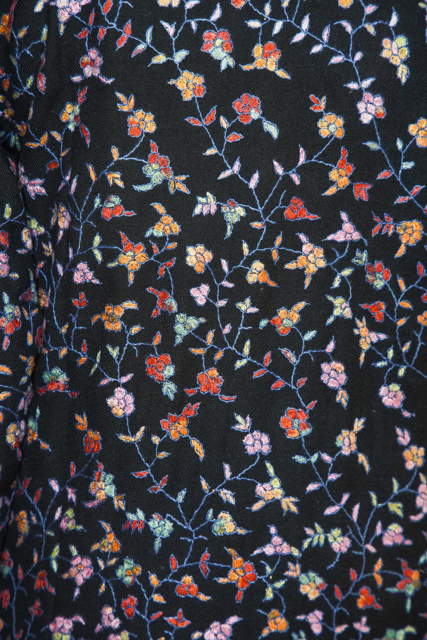 Bagh-e-Bahar: Sozni Splendor Hand-Embroidered Jacket