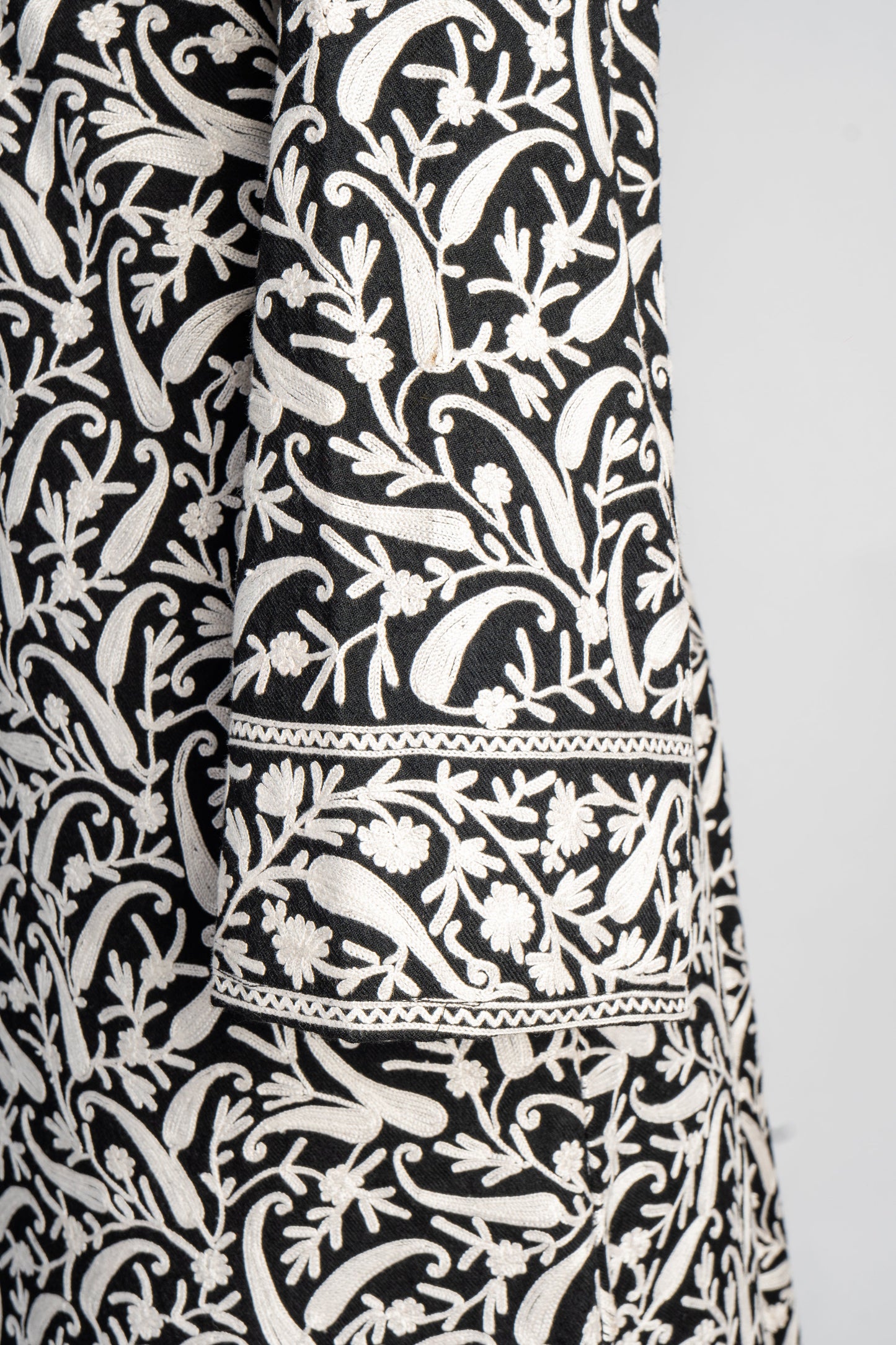 Noor-e-Zameen Aari Embroidered Long Jacket