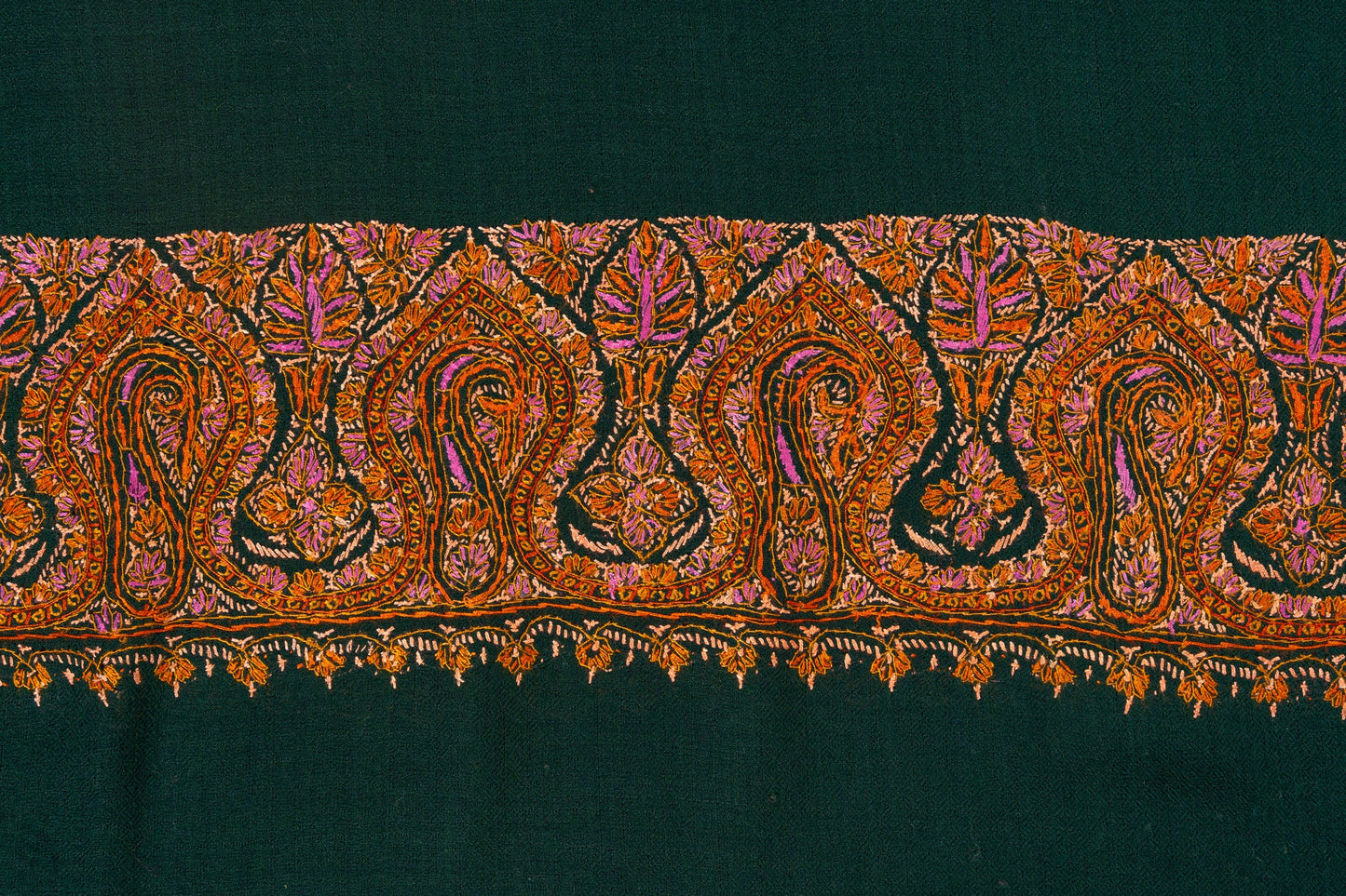 Emerald Poise — 2.5 Yards Sozni Hand-Embroidered Shawl