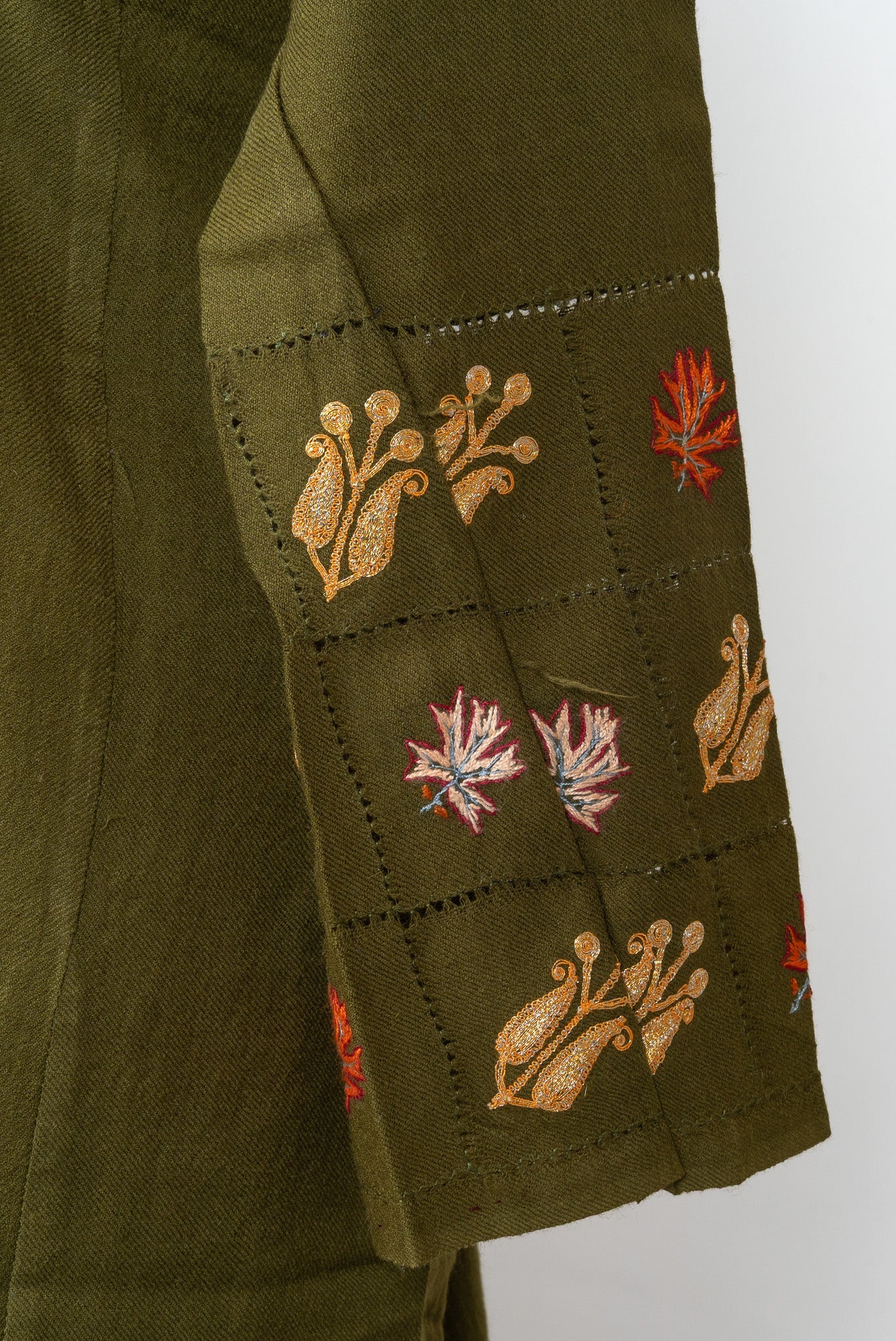 Forest Heritage Sozni Hand Embroidered Pheran