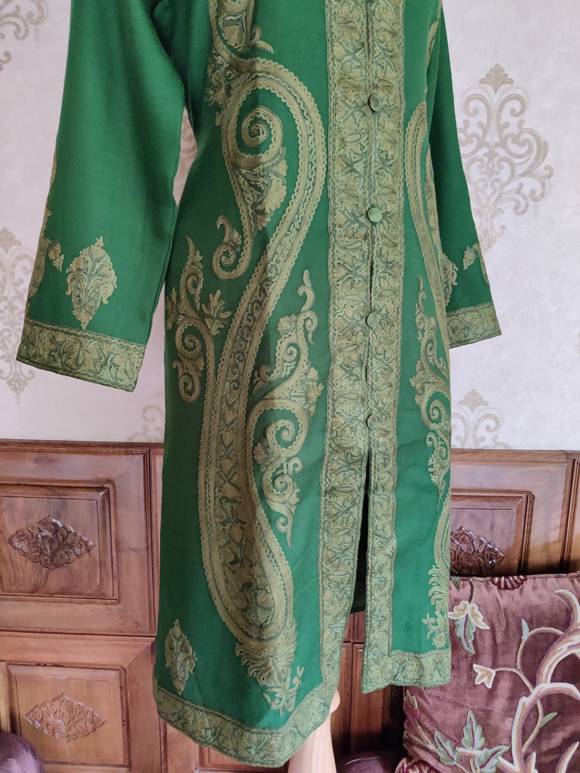 Hand Aari Kashmiri Jacket in Green - KashmKari