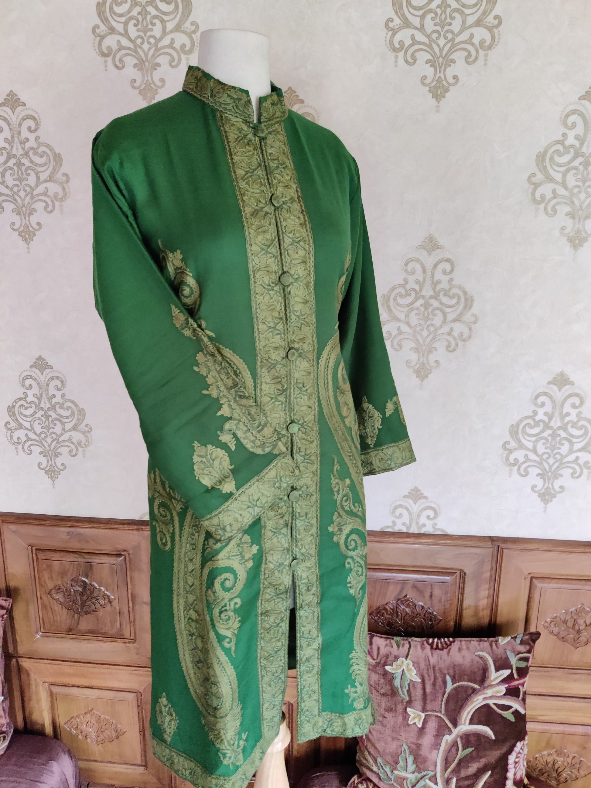 Hand Aari Kashmiri Jacket in Green - KashmKari