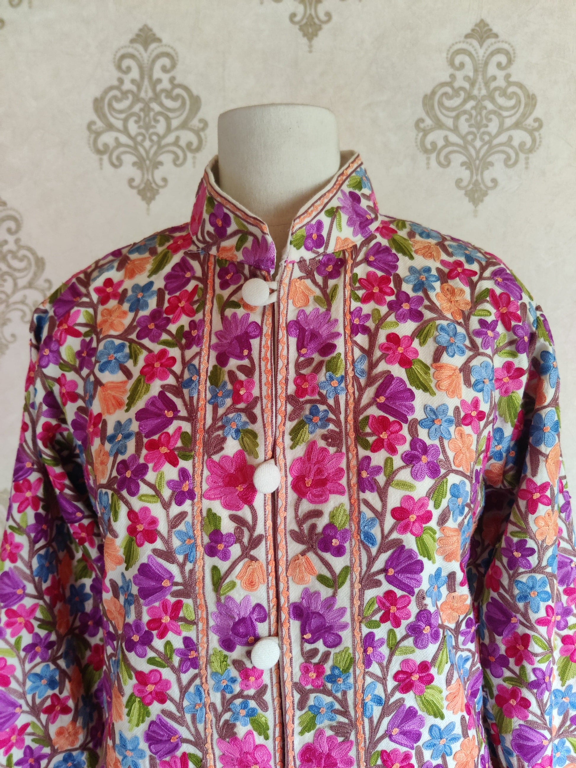Kashmiri White Floral Jacket - KashmKari