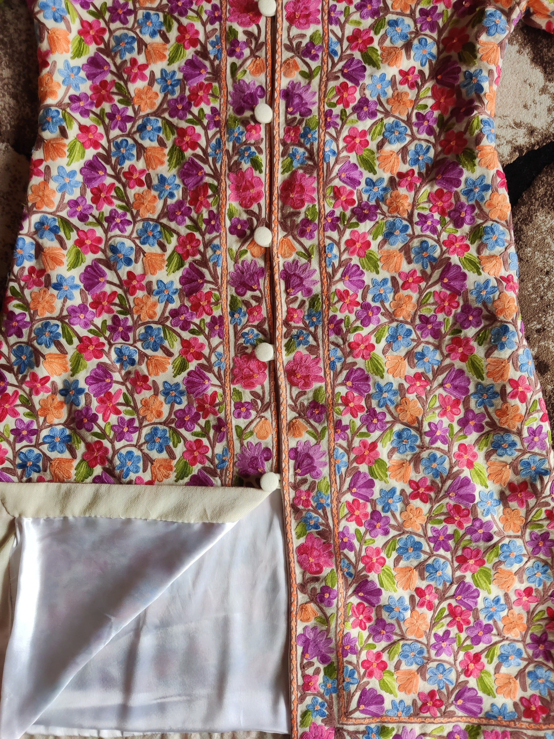 Kashmiri White Floral Jacket - KashmKari