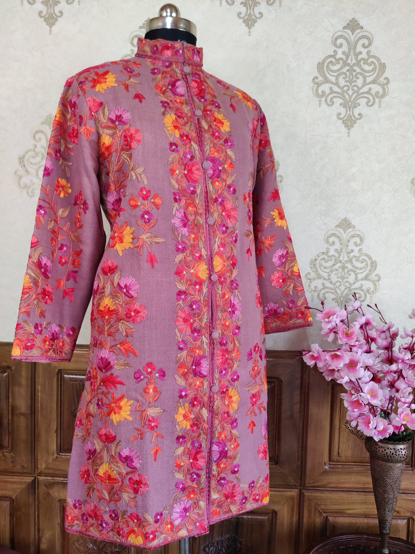 Kashmiri Floral Embroidered Coat Jacket KashmKari Get Kashmiri coat With Bohemian Embroidery at best price Online  | Kashmir Thread
