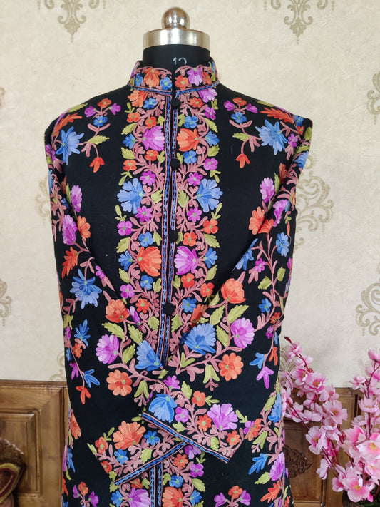 Kashmiri Floral Embroidered Coat Jacket KashmKari Get Kashmiri coat With Bohemian Embroidery at best price Online  | Kashmir Thread