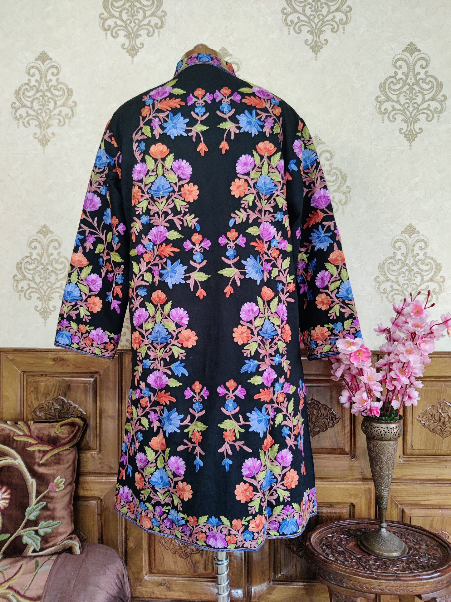 Kashmiri Floral Embroidered Coat Jacket KashmKari Get Kashmiri coat With Bohemian Embroidery at best price Online  | Kashmir Thread