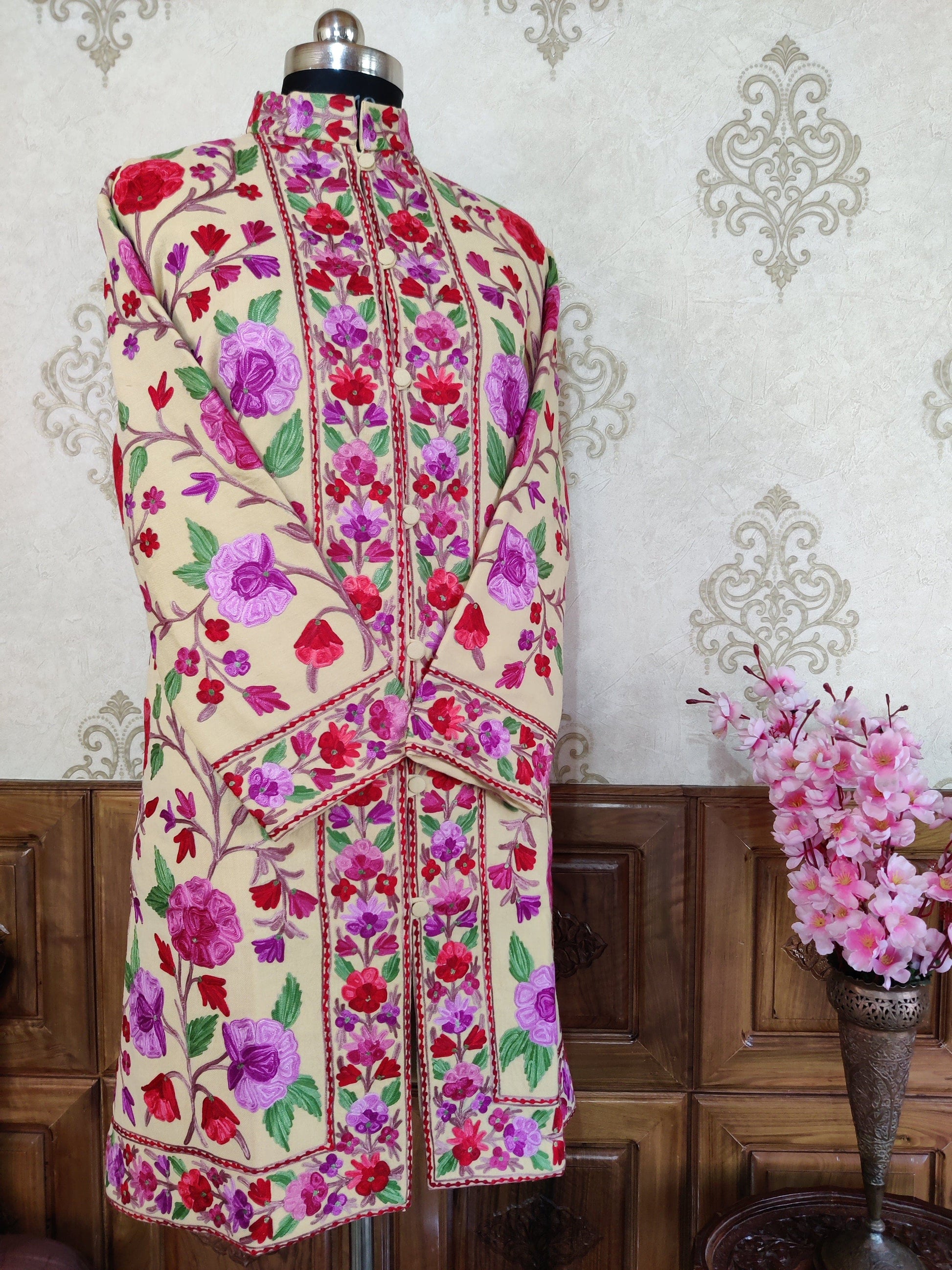 Long Kashmiri Jacket With Floral Embroidery , Boho Embroidery Jacket Jacket KashmKari Buy White Kashmiri coat With Boho-Hippie Embroidery at best price Online  | Kashmir Thread