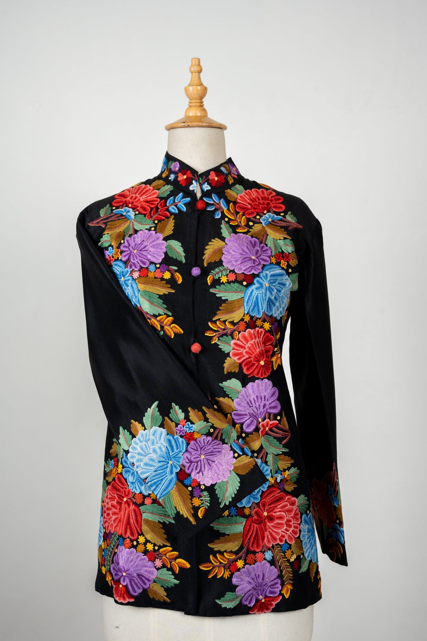 Phoolon Ki Raat Short Jacket – Pure Raw Silk Hand Embroidered Bloom