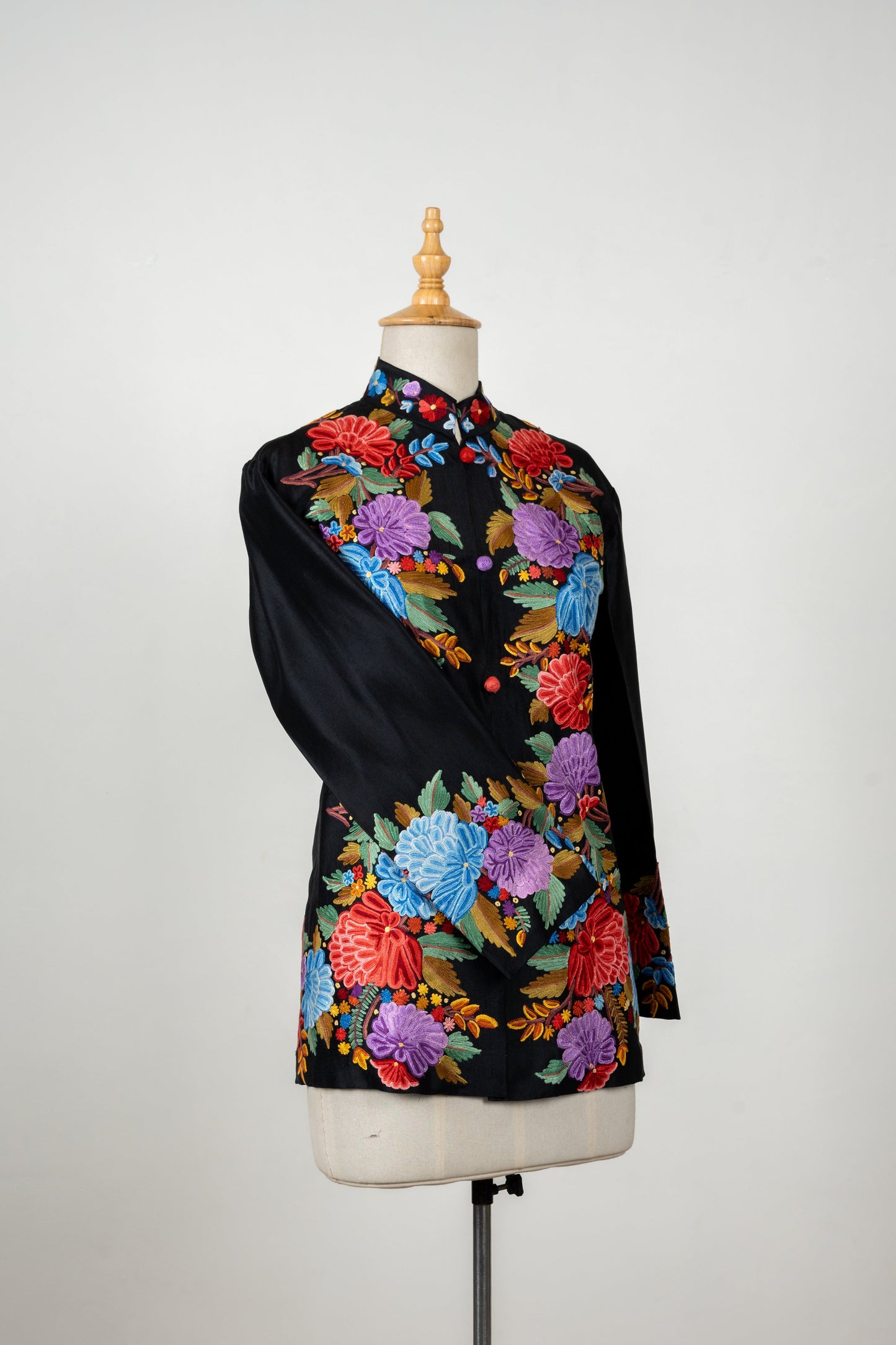 Phoolon Ki Raat Short Jacket – Pure Raw Silk Hand Embroidered Bloom