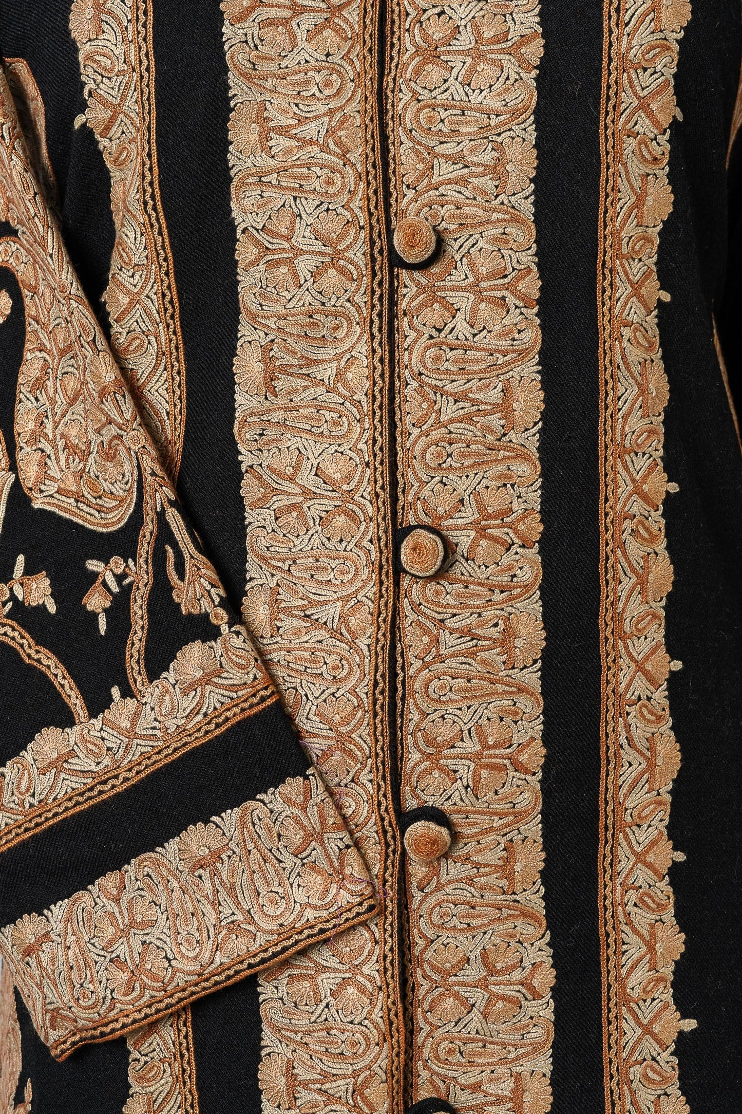 Noor-e-Shehzaadi: Kashmiri Hand Aari Regalia Jacket