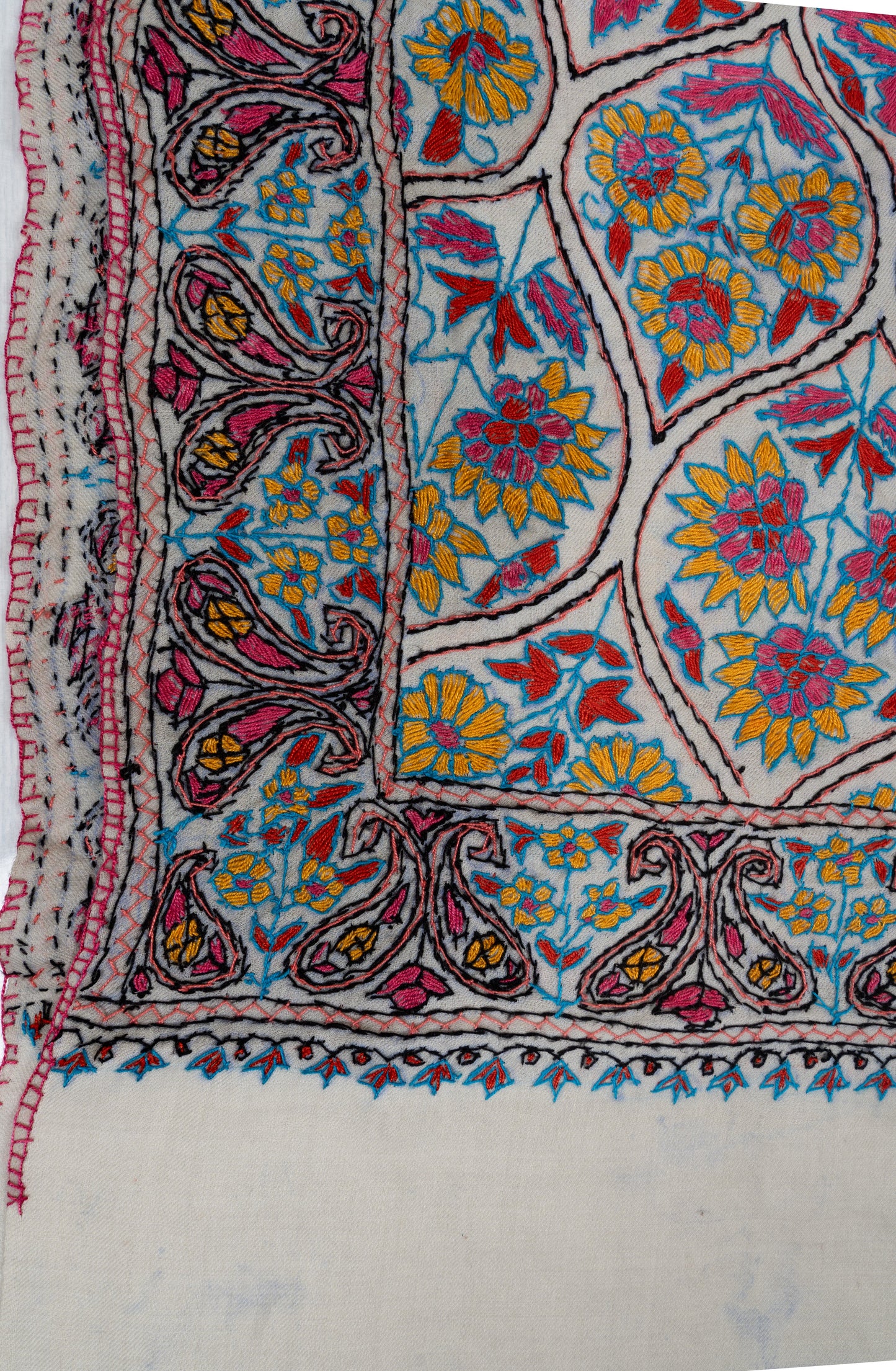 Papier-Mâché Noor Gul Sozni Merino Scarf