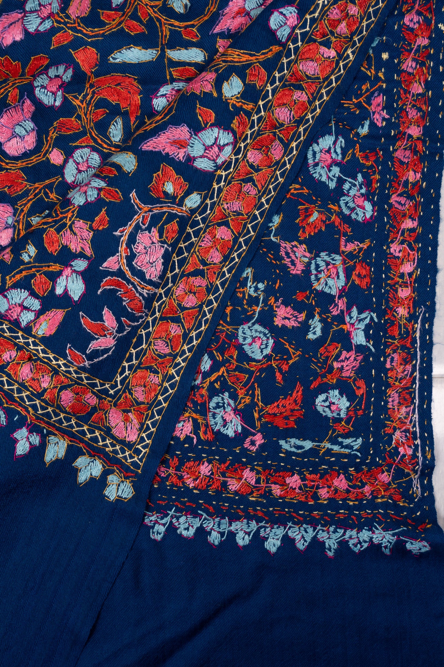 Papier-Mâché Neel Gul Sozni Merino Scarf
