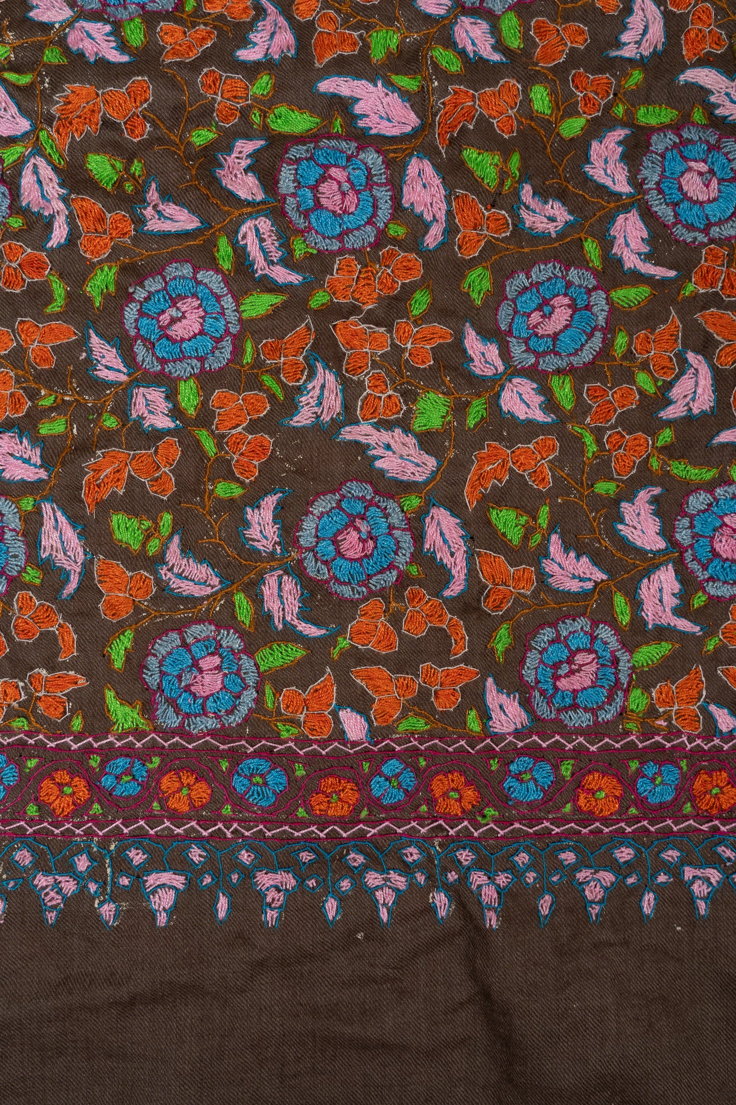 Papier-Mâché Zameen Gul Sozni Merino Scarf