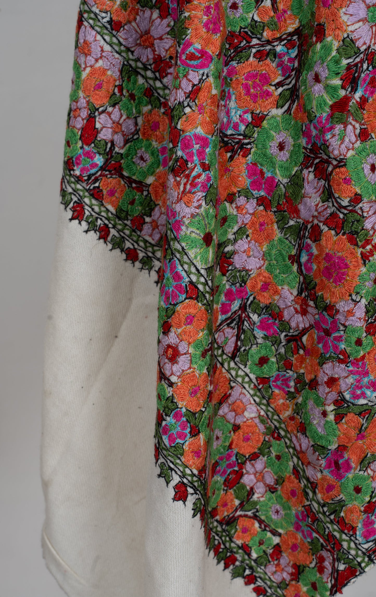 Papier-Mâché Bahaar Gul Sozni Merino Scarf