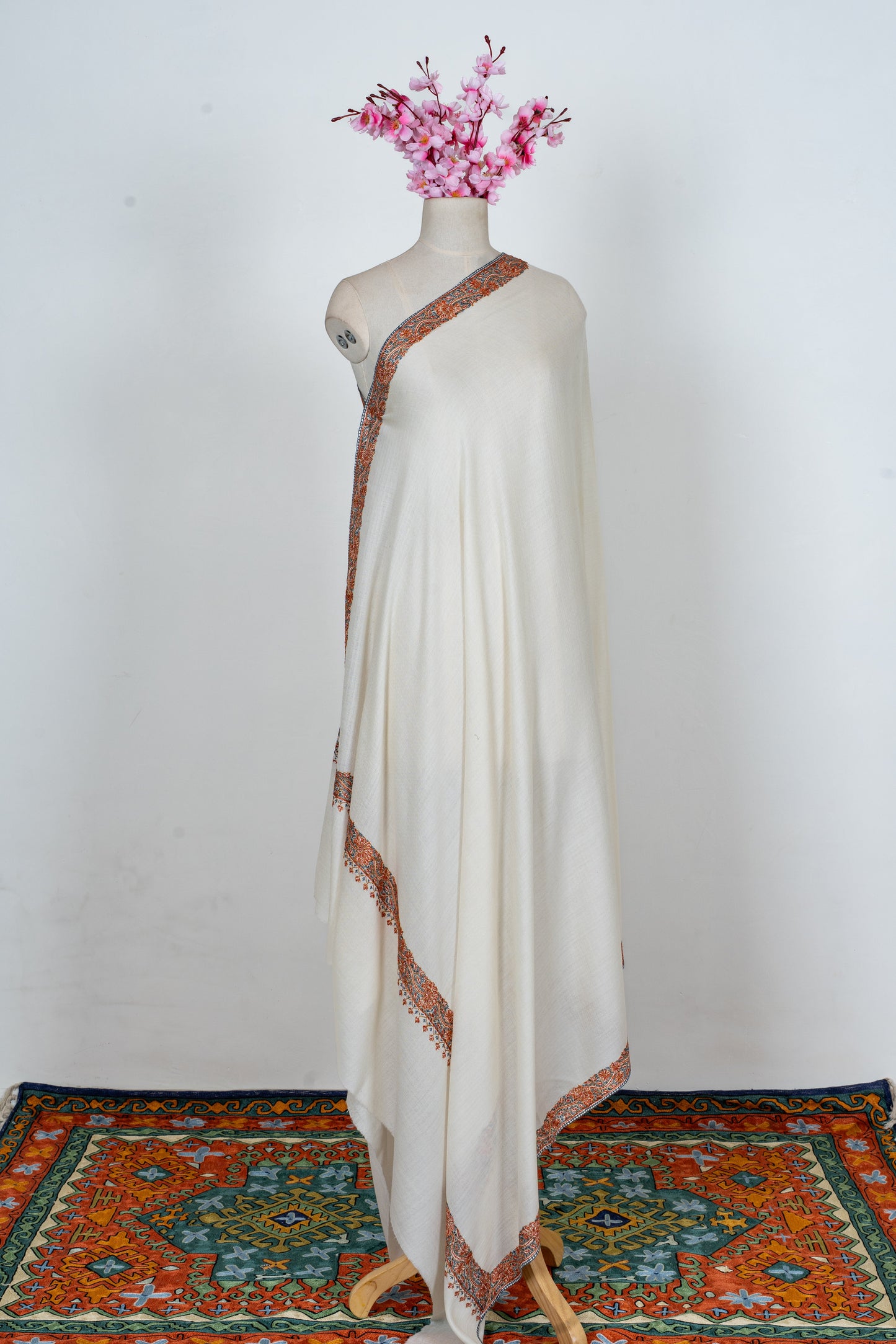 Ivory Heritage: Merino Wool Hand Embroidered 2.5 Yards Shawl