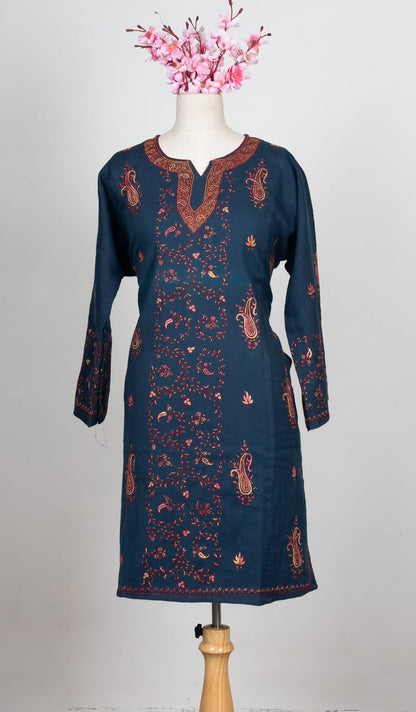Midnight Scroll Sozni Hand Embroidered Pheran
