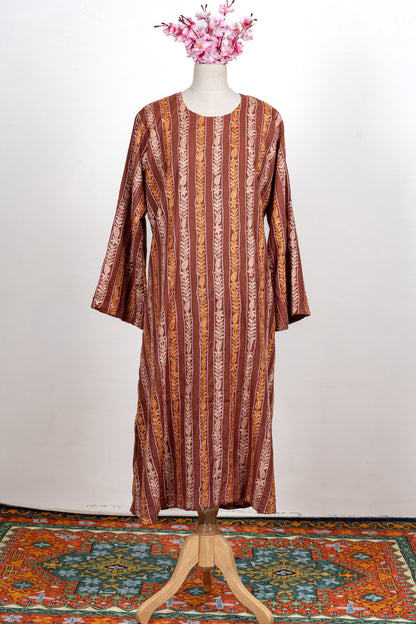 Autumn Trail Aari Embroidered Abaya
