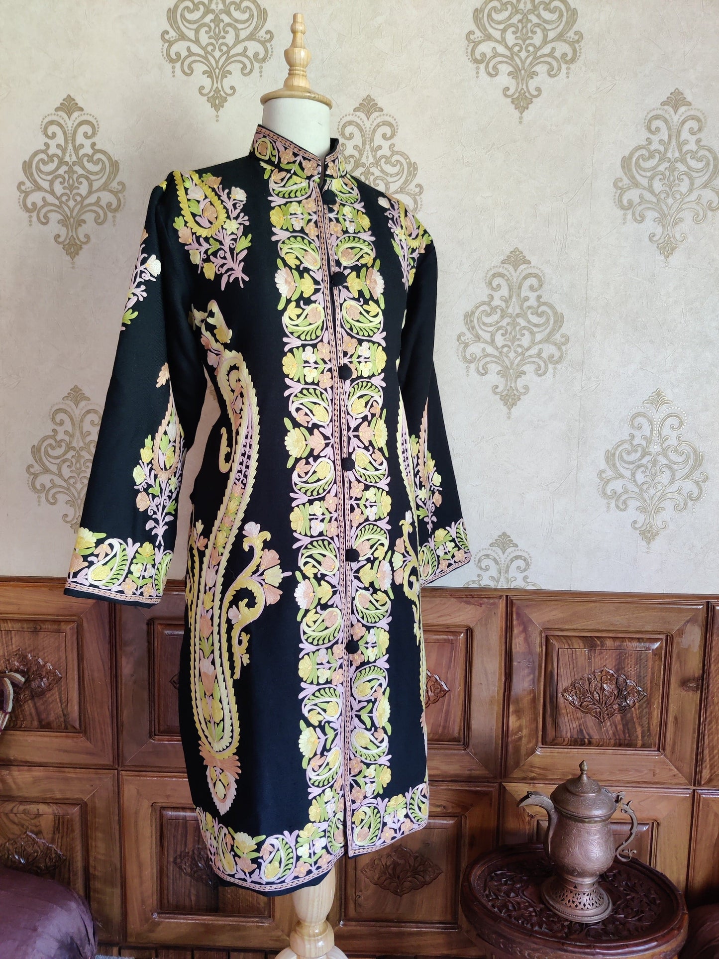 Kashmiri Craft: Black Paisley Aari - KashmKari