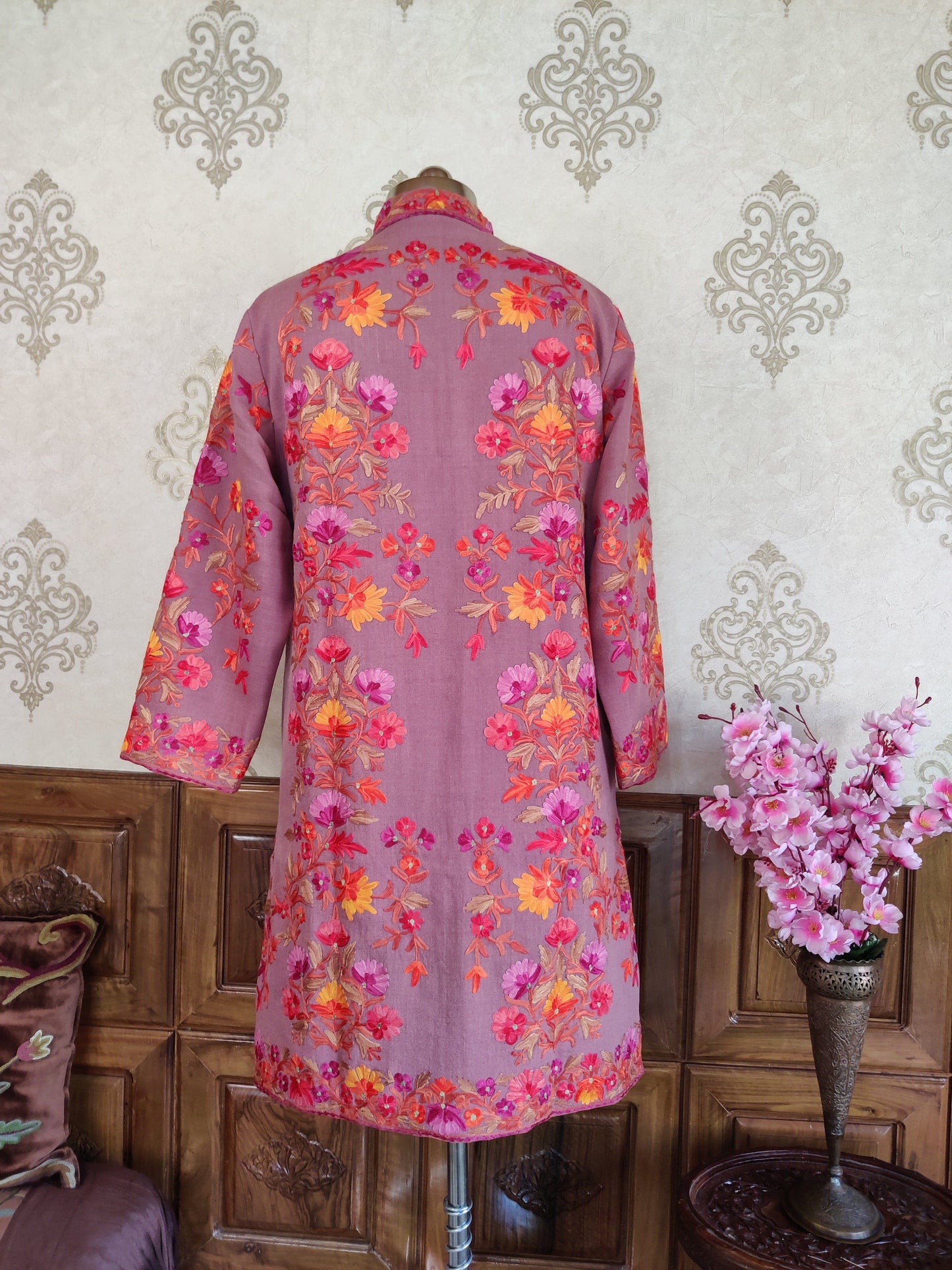 Kashmiri Floral Embroidered Coat Jacket KashmKari Get Kashmiri coat With Bohemian Embroidery at best price Online  | Kashmir Thread 