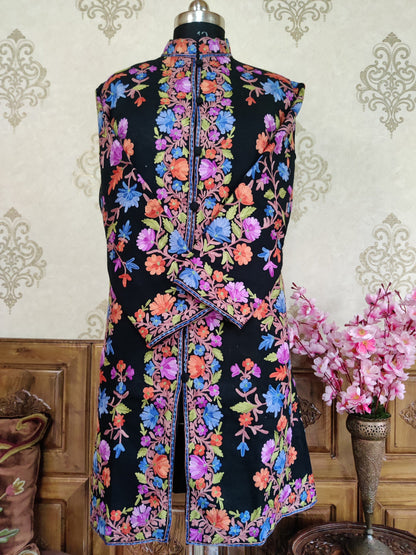 Kashmiri Floral Embroidered Coat Jacket KashmKari Get Kashmiri coat With Bohemian Embroidery at best price Online  | Kashmir Thread 